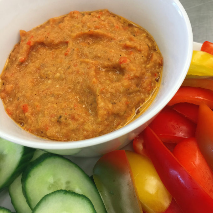 With minimal preparation needed and only the freshest ingredients, our Sofrito Dip is a healthy and delicious way to entertain!