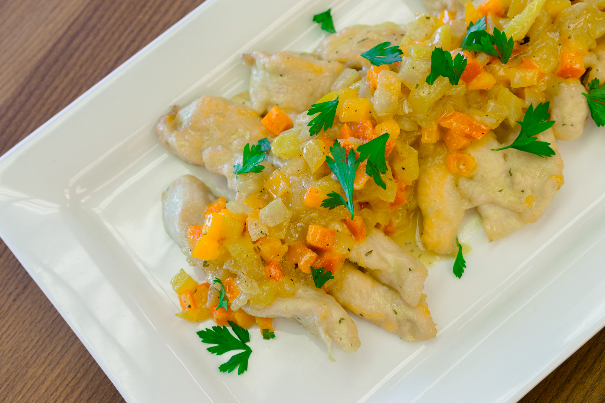 Turkey Scaloppine with bell pepper medley